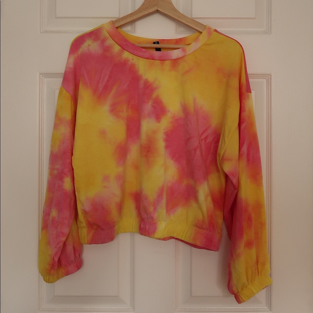 Small Savvi Tie-Dye pullover